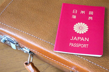 パスポートの期限切れを更新する際の必要書類や料金をチェック！